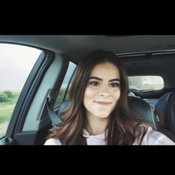 Meet your Posher, Jo - Picture 1 of 1